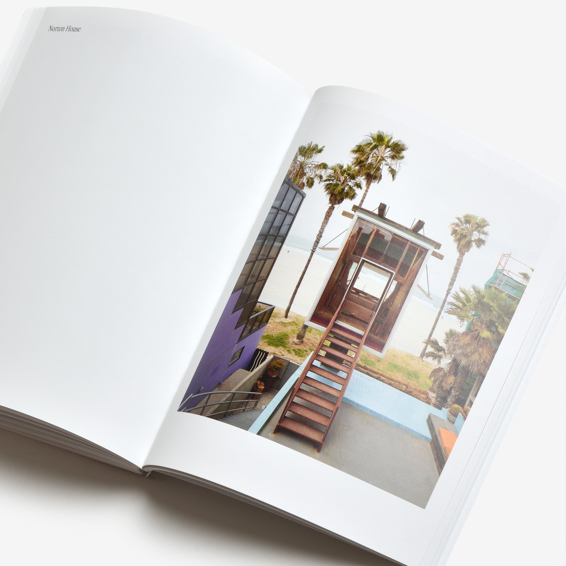 Johan Dehlin: Five Buildings by Frank Gehry