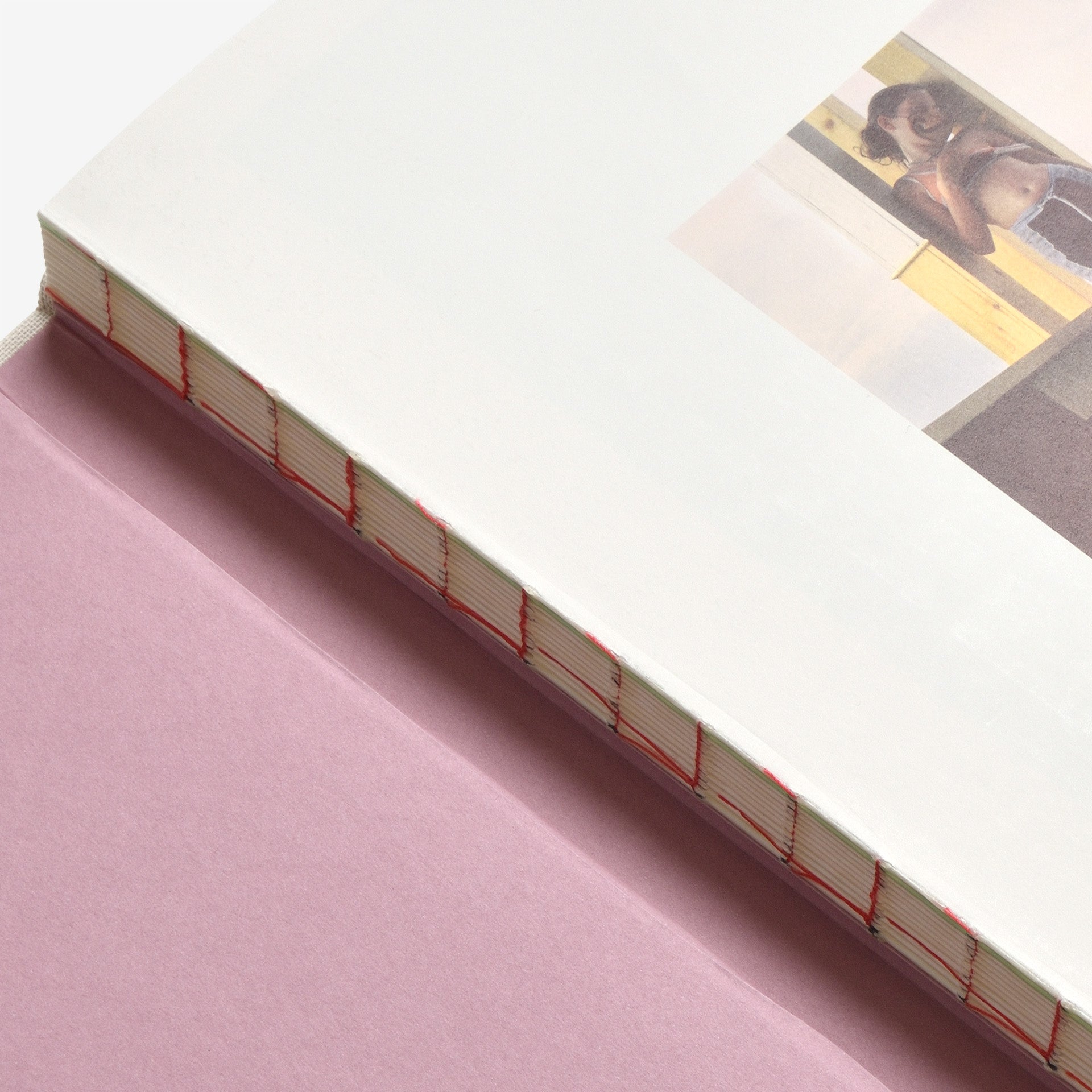 Siri Kaur: Sistermoon