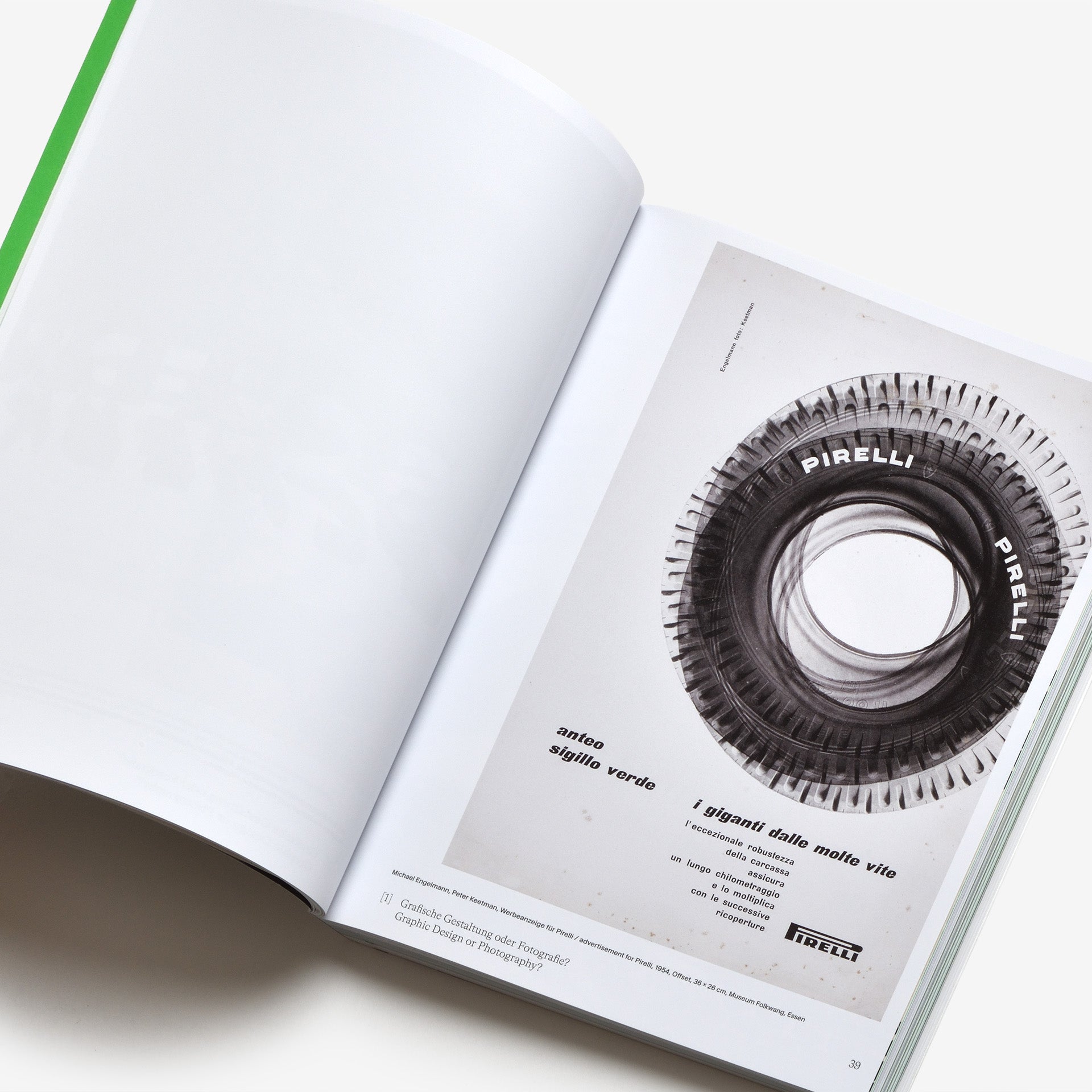 Hello Image: The Staging of Things