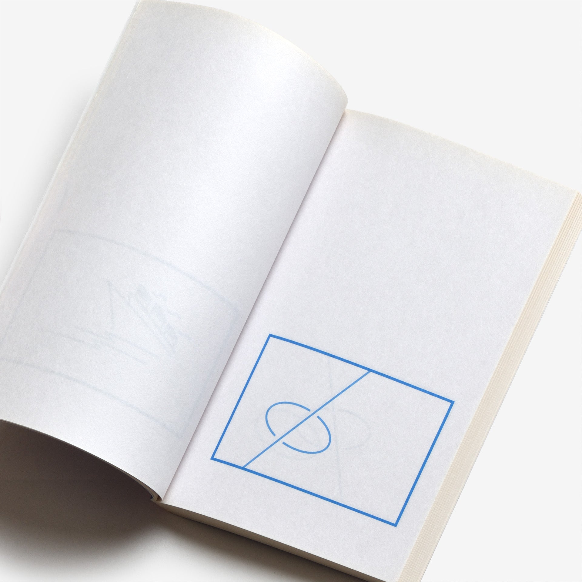 Lawrence Weiner: Deep blue sky / Light blue sky