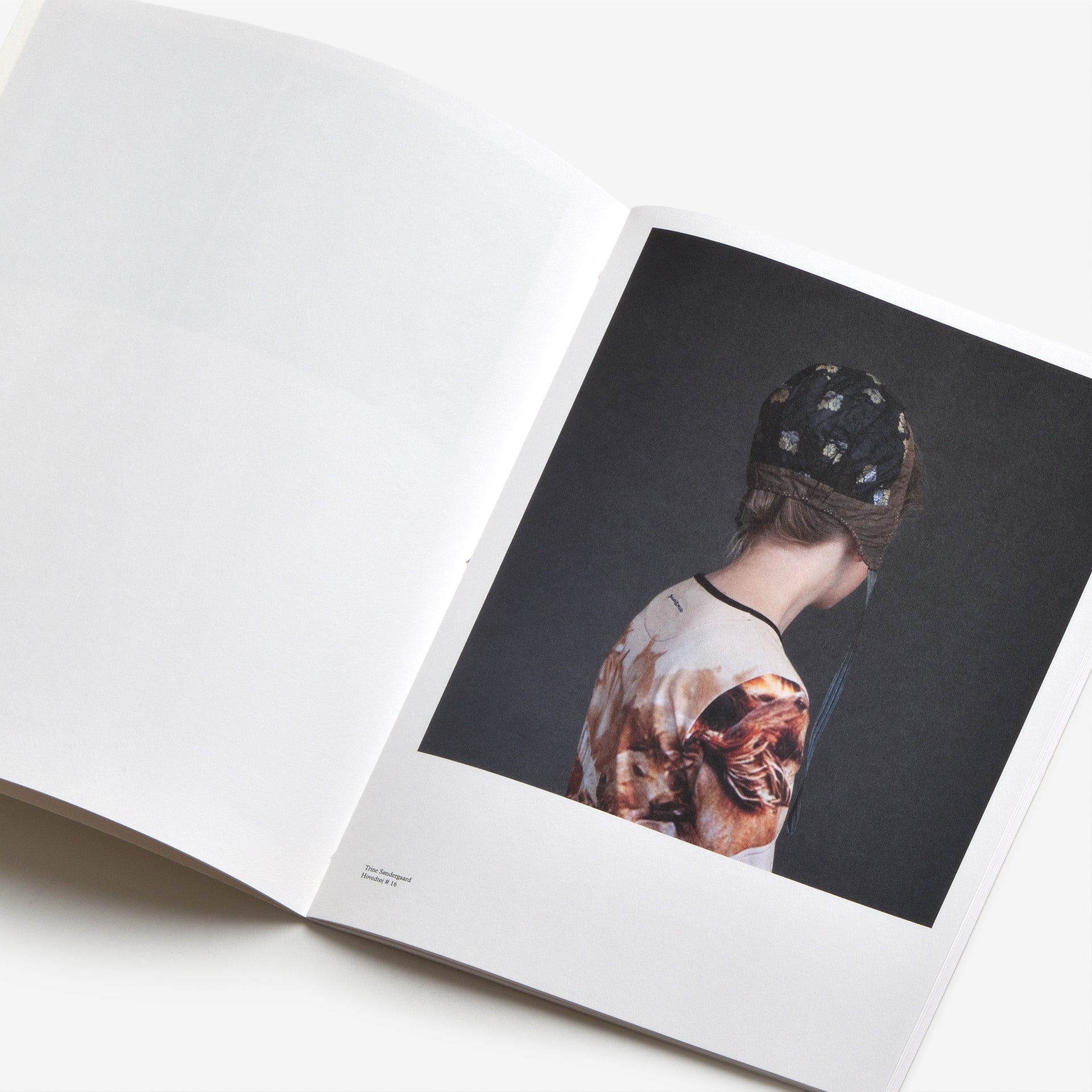 Trine Søndergaard: Hovedtøj