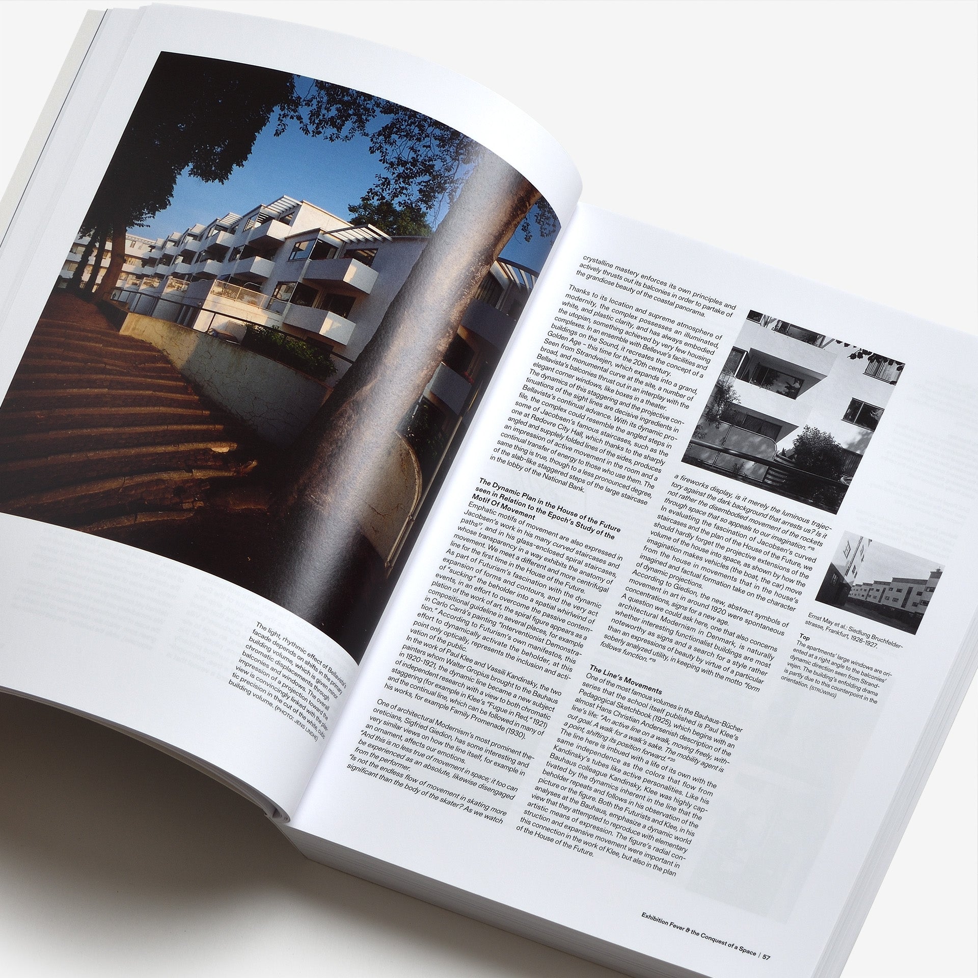 洋書 ARNE JACOBSEN Arne Jacobsen: Life & Work | North East