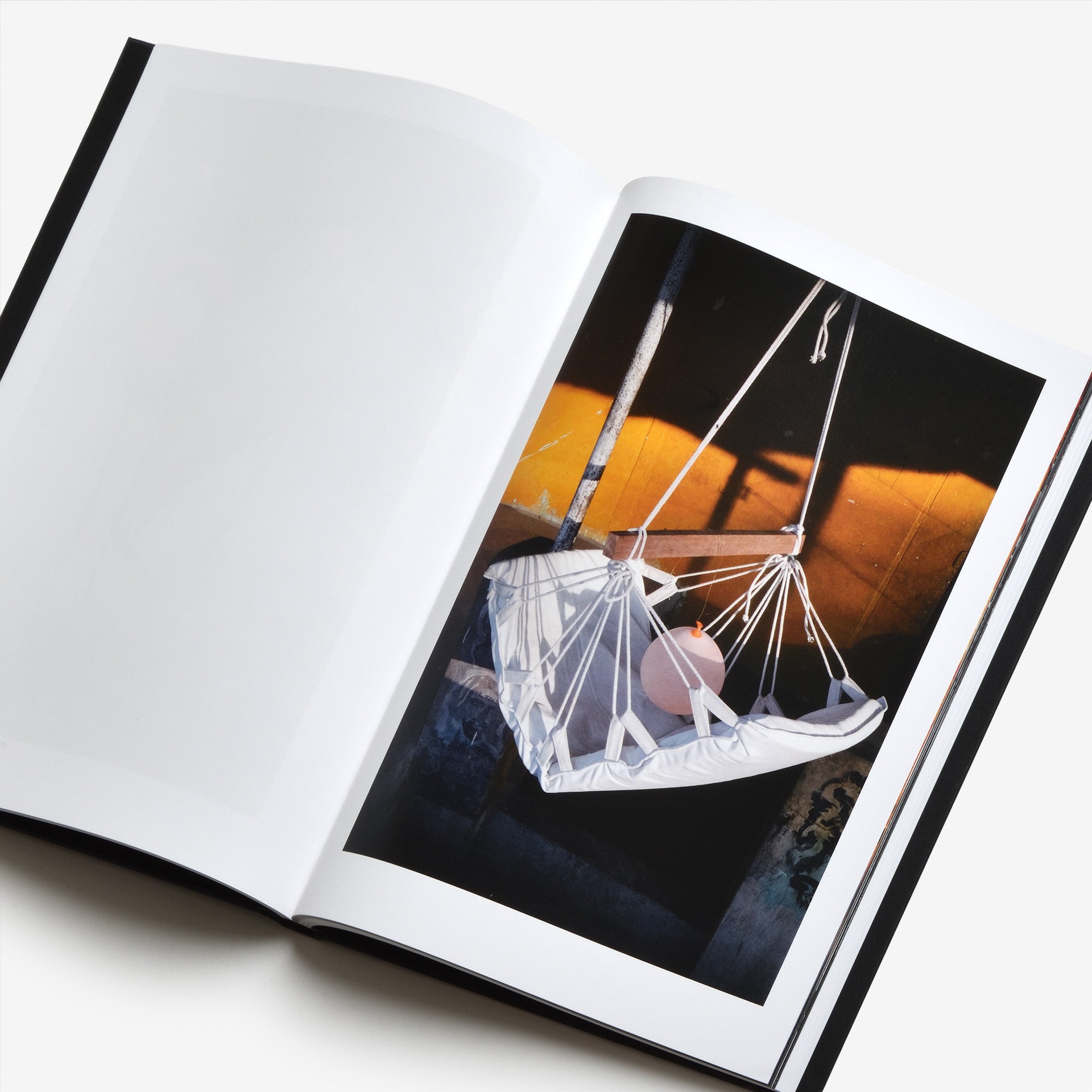 Jörg Brüggemann: Tres Viajes