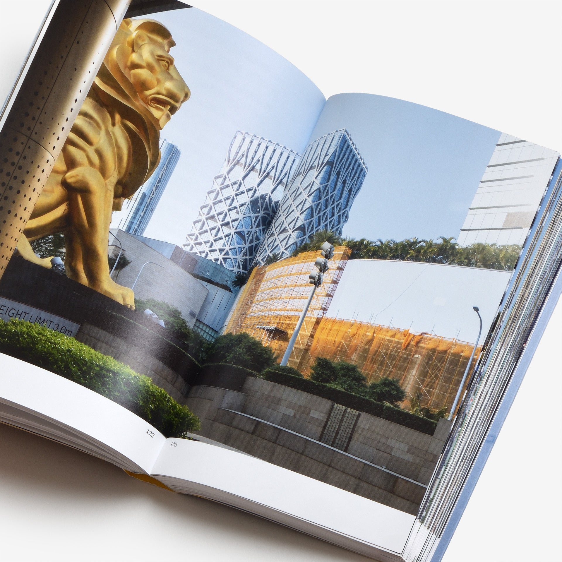 Macao: Parallel Worlds