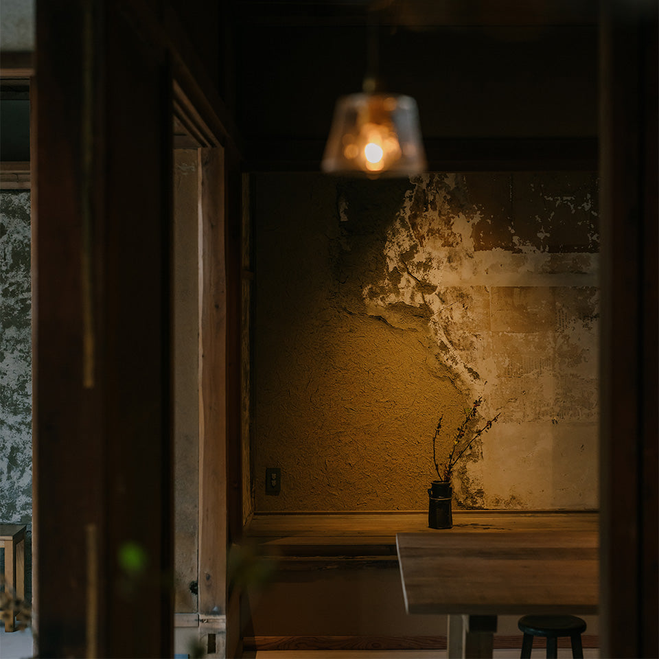 Pop-up store: Books. Design. Coffee.