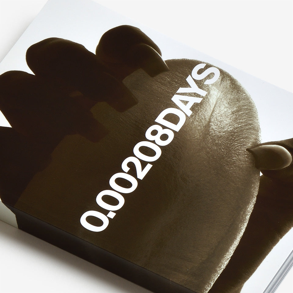 Zeitung 0.00208Days: Innovation and technology, imagination and the theme of a dream